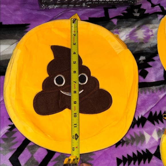 ⭐ 5 for $30 Mix & Match Items.. 
4/Emoji Face Plush Set - Picture 3 of 14